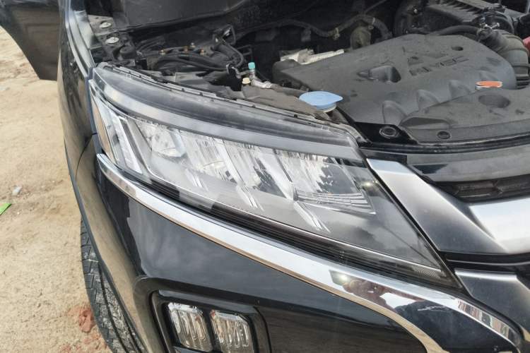 Used Mitsubishi ASX 2020 2.0L CVT Smart Edition Right Front Headlight
