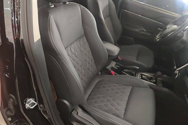 Used Mitsubishi ASX 2020 2.0L CVT Smart Edition Right Front Seat