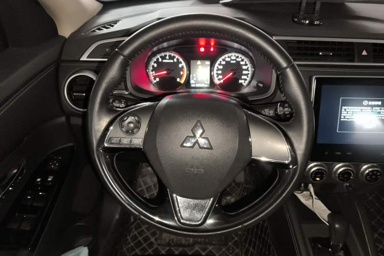 Used Mitsubishi ASX 2020 2.0L CVT Smart Edition Steering Wheel