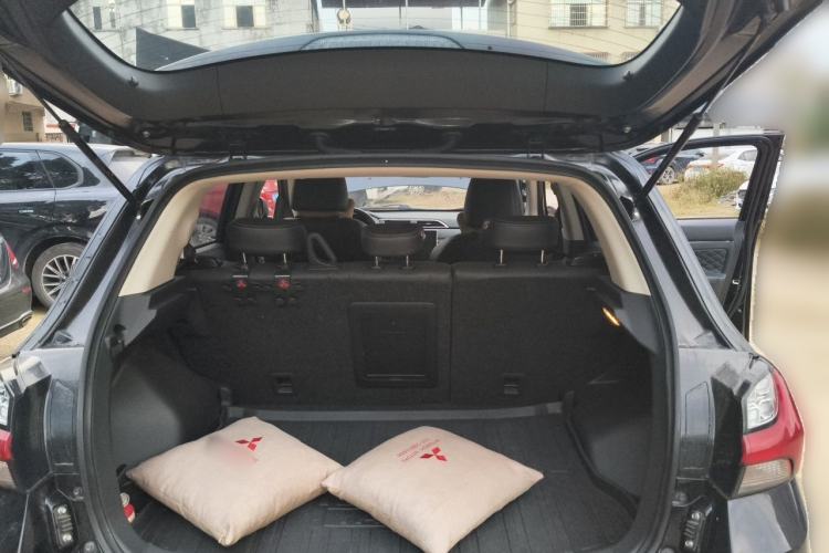 Used Mitsubishi ASX 2020 2.0L CVT Smart Edition Trunk
