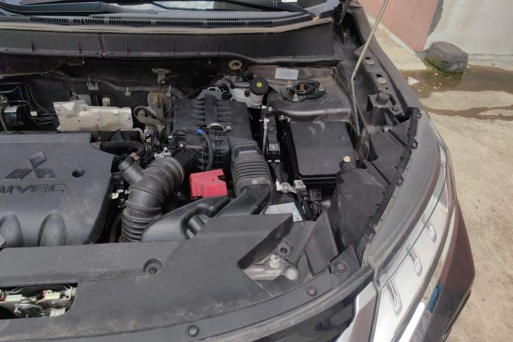 Used Mitsubishi ASX 2020 2.0L CVT Smart Edition Engine Bay Left