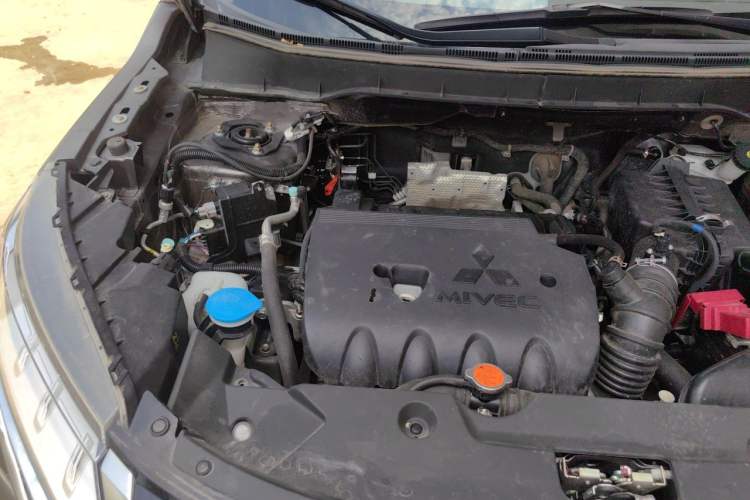 Used Mitsubishi ASX 2020 2.0L CVT Smart Edition Engine Bay Right