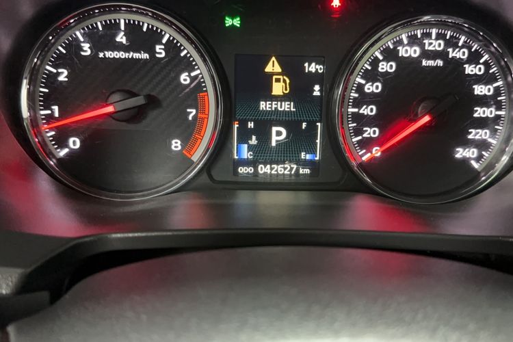 Used Mitsubishi ASX 2020 2.0L CVT Smart Edition Odometer Close Up