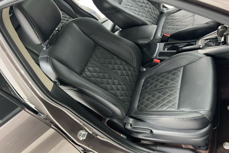 Used Mitsubishi ASX 2020 2.0L CVT Smart Edition Right Front Seat