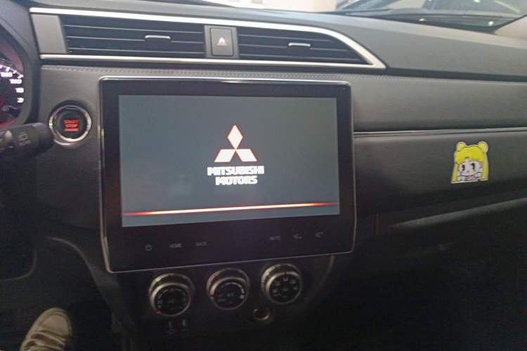 Used Mitsubishi ASX 2020 2.0L CVT Smart Edition Audio And AC Panel
