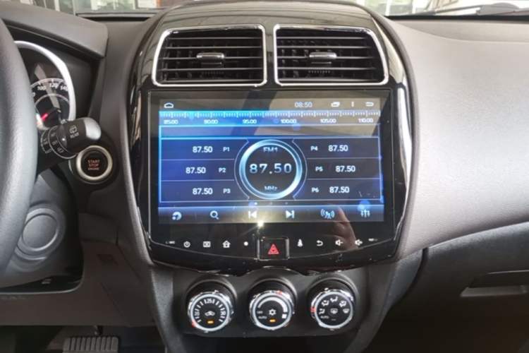 Used Mitsubishi ASX 2020 2.0L CVT Smart Edition Audio And AC Panel