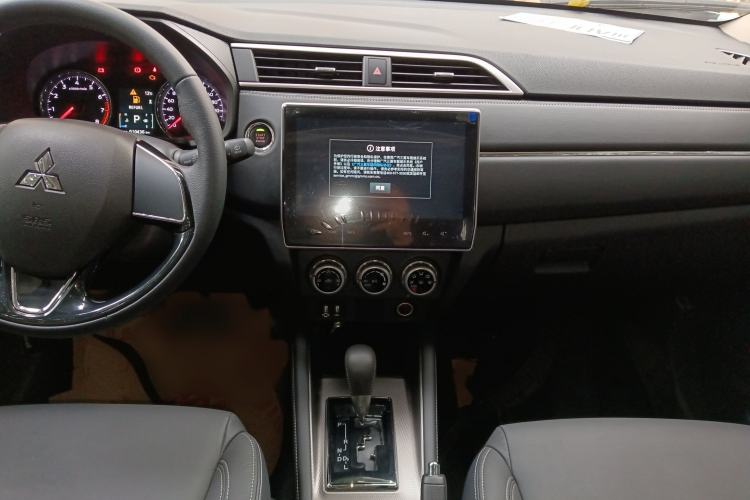 Used Mitsubishi ASX 2020 2.0L CVT Smart Edition Audio And AC Panel