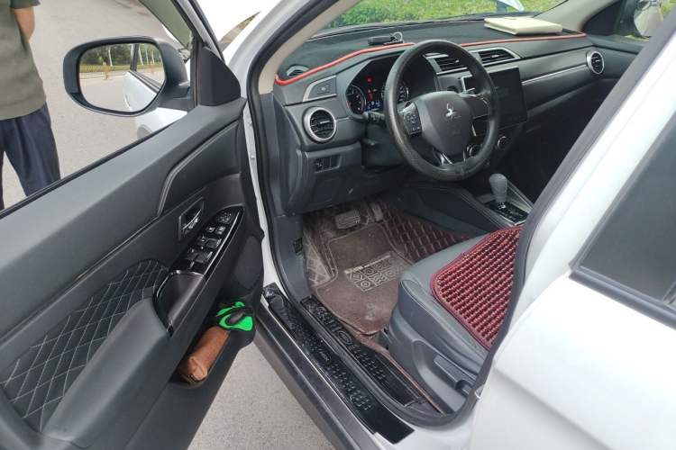 Used Mitsubishi ASX 2020 2.0L CVT Smart Edition Driver Seat