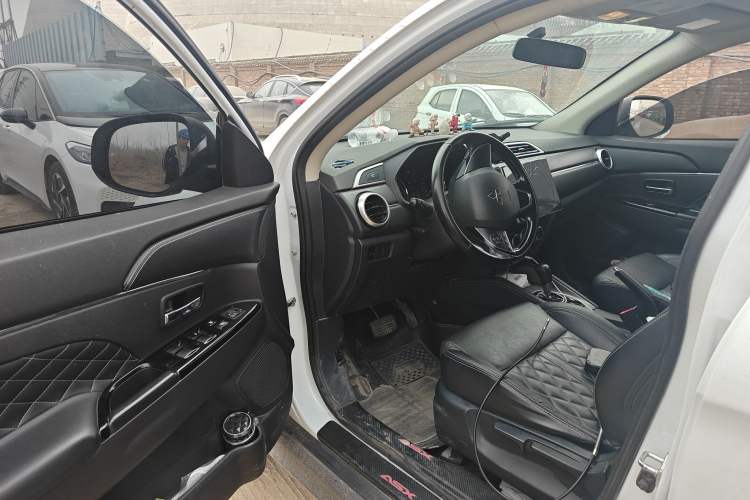 Used Mitsubishi ASX 2020 2.0L CVT Smart Edition Driver Seat