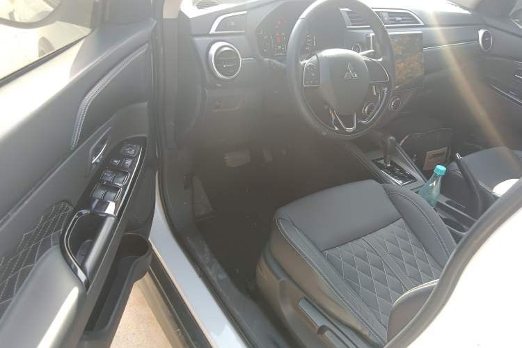 Used Mitsubishi ASX 2020 2.0L CVT Smart Edition Driver Seat