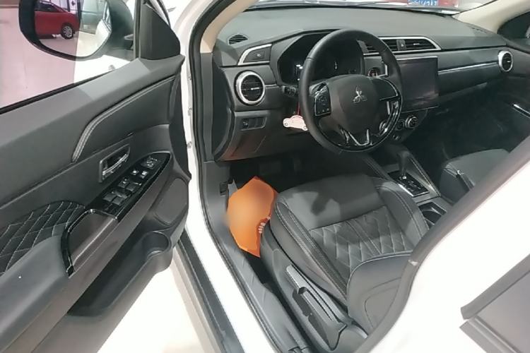 Used Mitsubishi ASX 2020 2.0L CVT Smart Edition Driver Seat