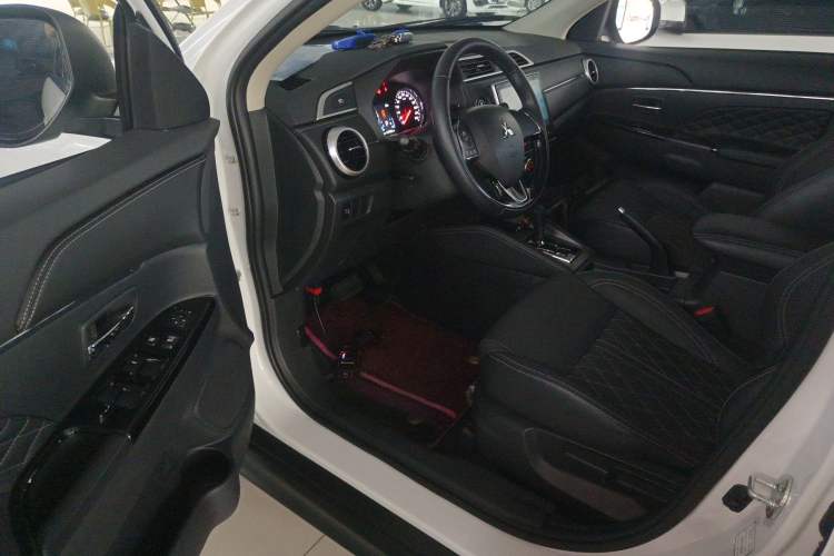 Used Mitsubishi ASX 2020 2.0L CVT Smart Edition Driver Seat