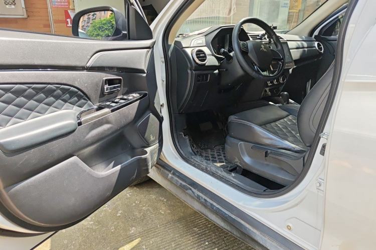 Used Mitsubishi ASX 2020 2.0L CVT Smart Edition Driver Seat