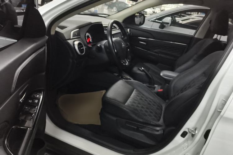 Used Mitsubishi ASX 2020 2.0L CVT Smart Edition Driver Seat