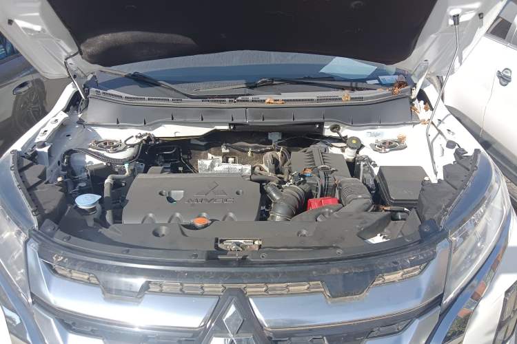 Used Mitsubishi ASX 2020 2.0L CVT Smart Edition Engine Bay