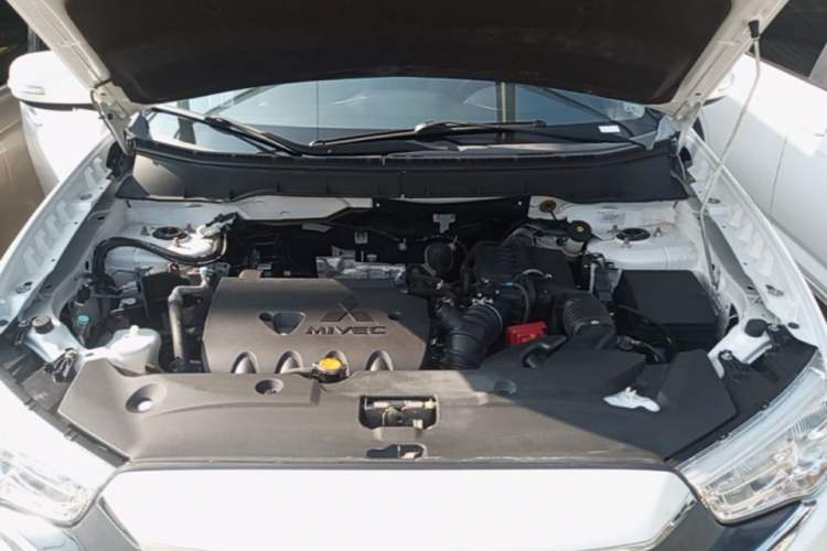 Used Mitsubishi ASX 2020 2.0L CVT Smart Edition Engine Bay