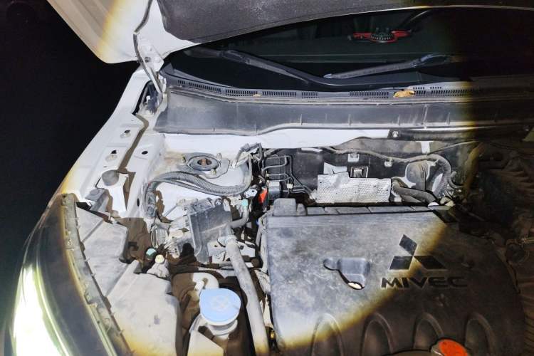 Used Mitsubishi ASX 2020 2.0L CVT Smart Edition Engine Bay Right