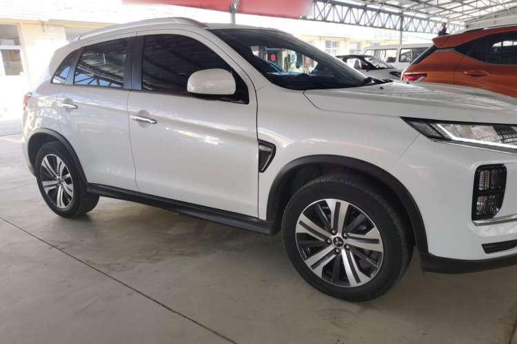 Used Mitsubishi ASX 2020 2.0L CVT Smart Edition Exterior 2