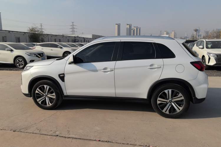 Used Mitsubishi ASX 2020 2.0L CVT Smart Edition Exterior 5