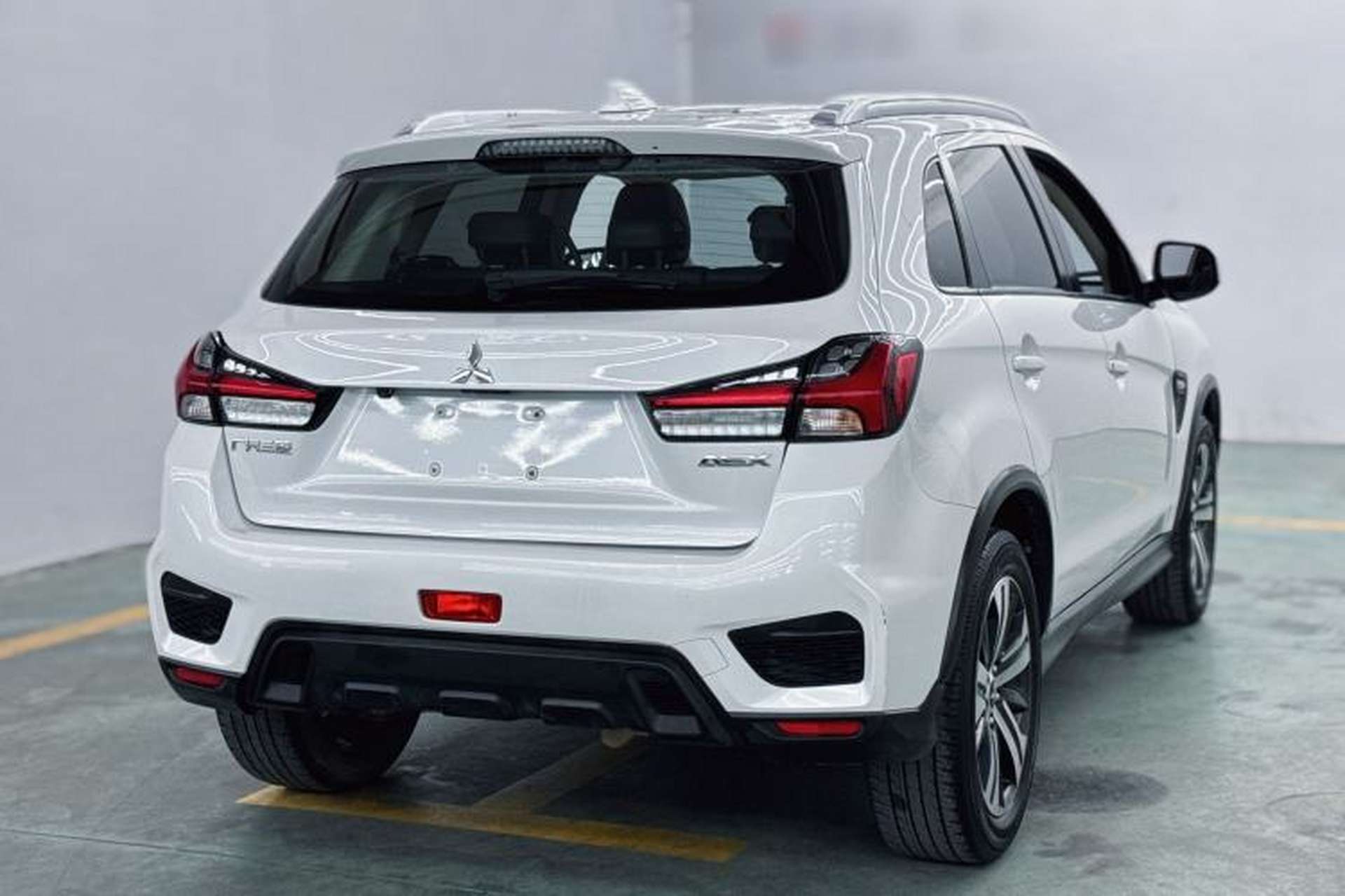 Used Mitsubishi ASX 2020 2.0L CVT Smart Edition Exterior 5