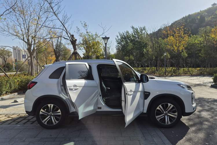 Used Mitsubishi ASX 2020 2.0L CVT Smart Edition Exterior 6