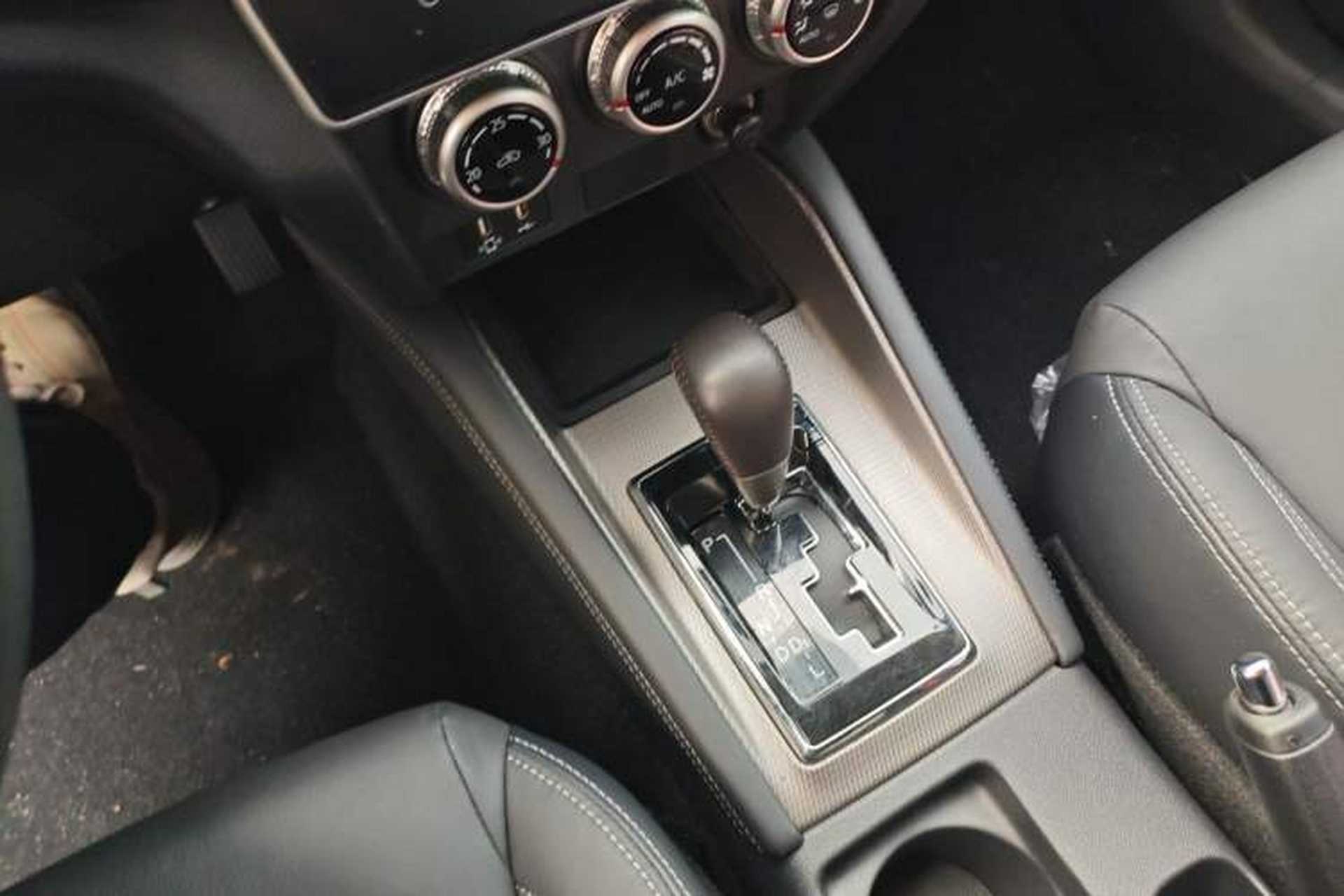 Used Mitsubishi ASX 2020 2.0L CVT Smart Edition Gear Lever