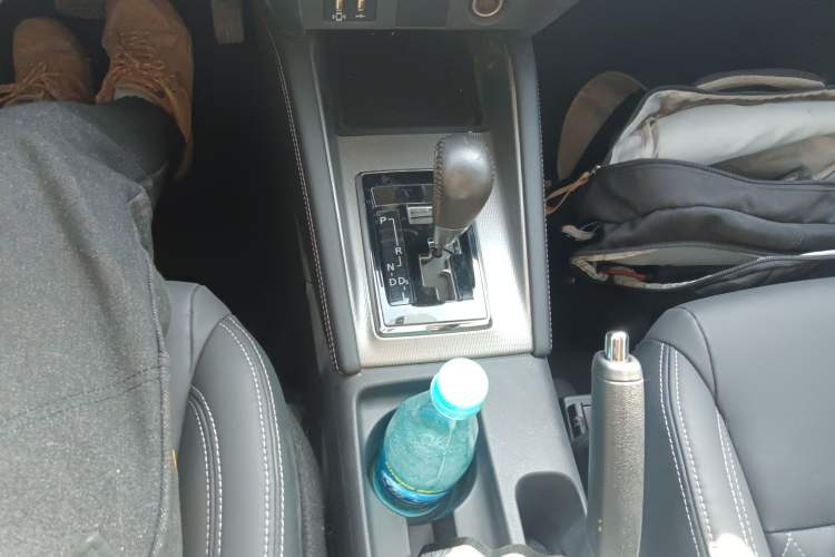 Used Mitsubishi ASX 2020 2.0L CVT Smart Edition Gear Lever