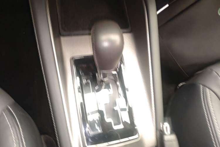 Used Mitsubishi ASX 2020 2.0L CVT Smart Edition Gear Lever