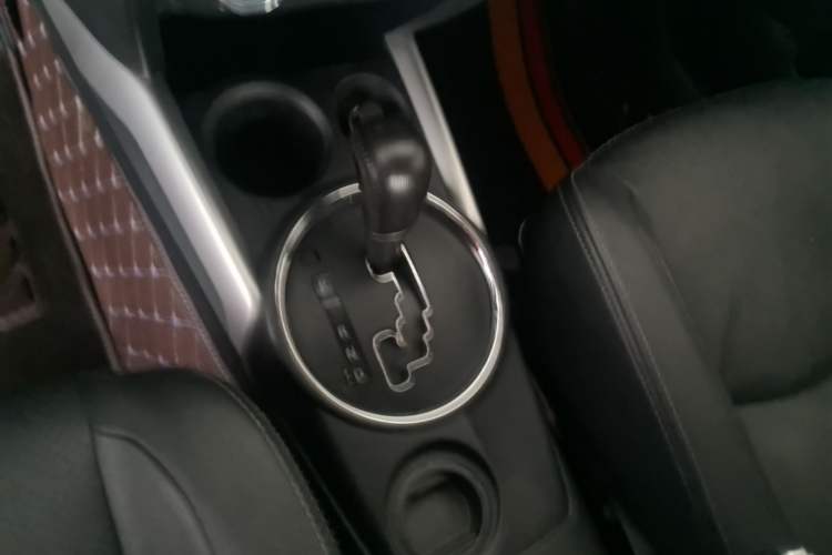 Used Mitsubishi ASX 2020 2.0L CVT Smart Edition Gear Lever