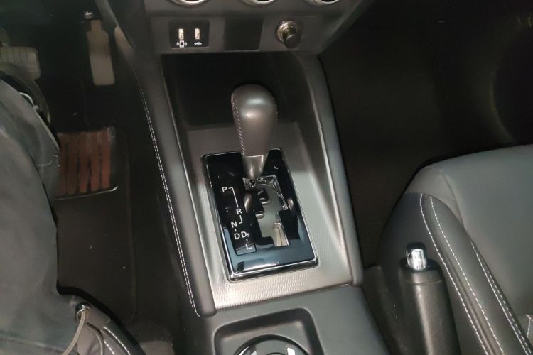 Used Mitsubishi ASX 2020 2.0L CVT Smart Edition Gear Lever