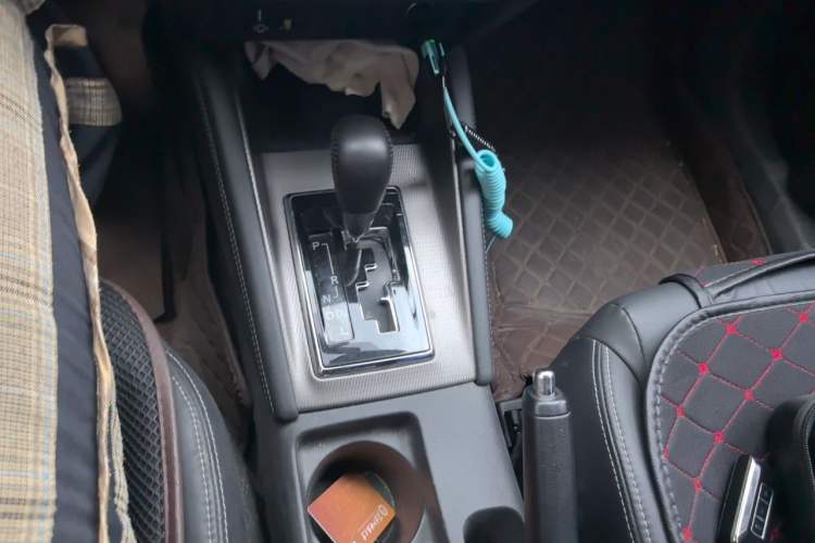 Used Mitsubishi ASX 2020 2.0L CVT Smart Edition Gear Lever