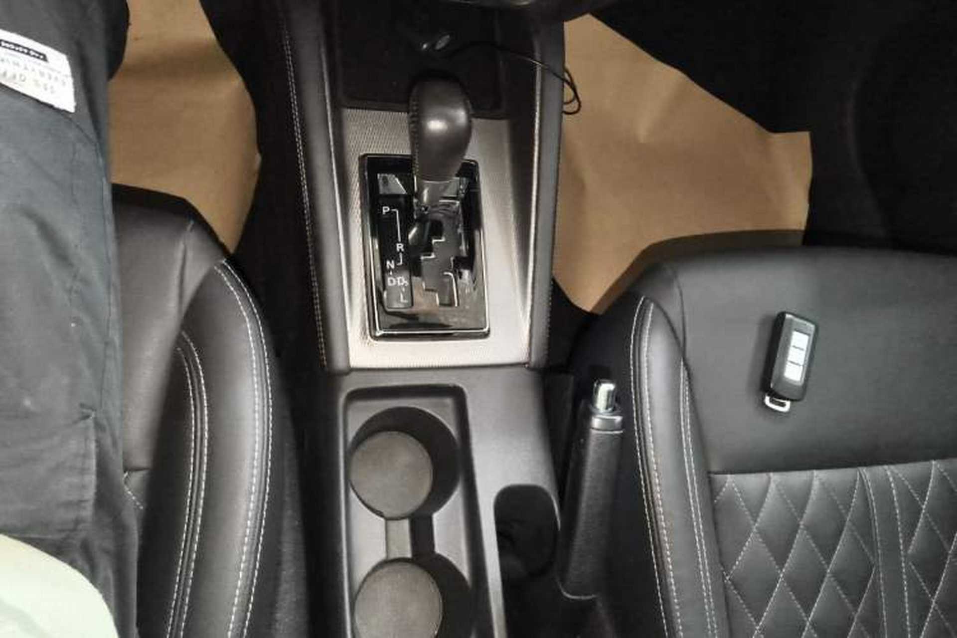 Used Mitsubishi ASX 2020 2.0L CVT Smart Edition Gear Lever
