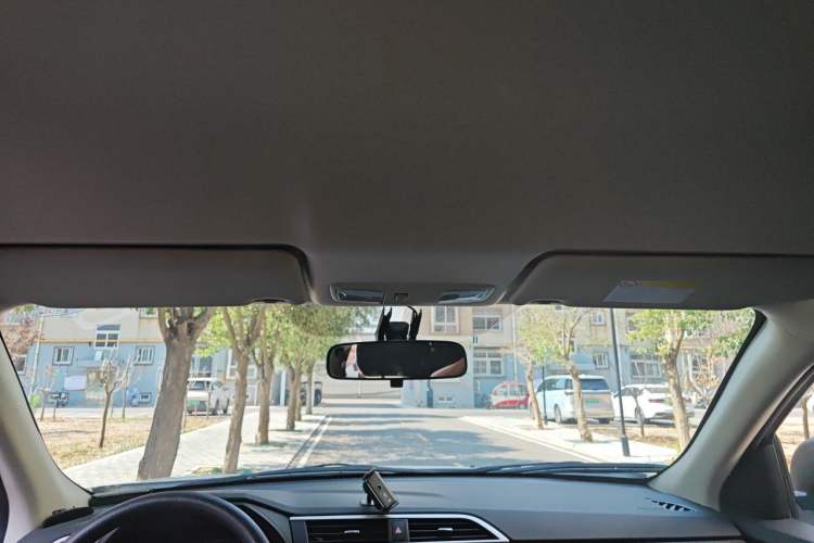 Used Mitsubishi ASX 2020 2.0L CVT Active Version Headliner