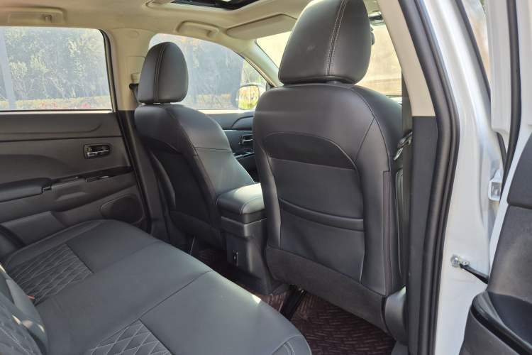 Used Mitsubishi ASX 2020 2.0L CVT Smart Edition Interior 10