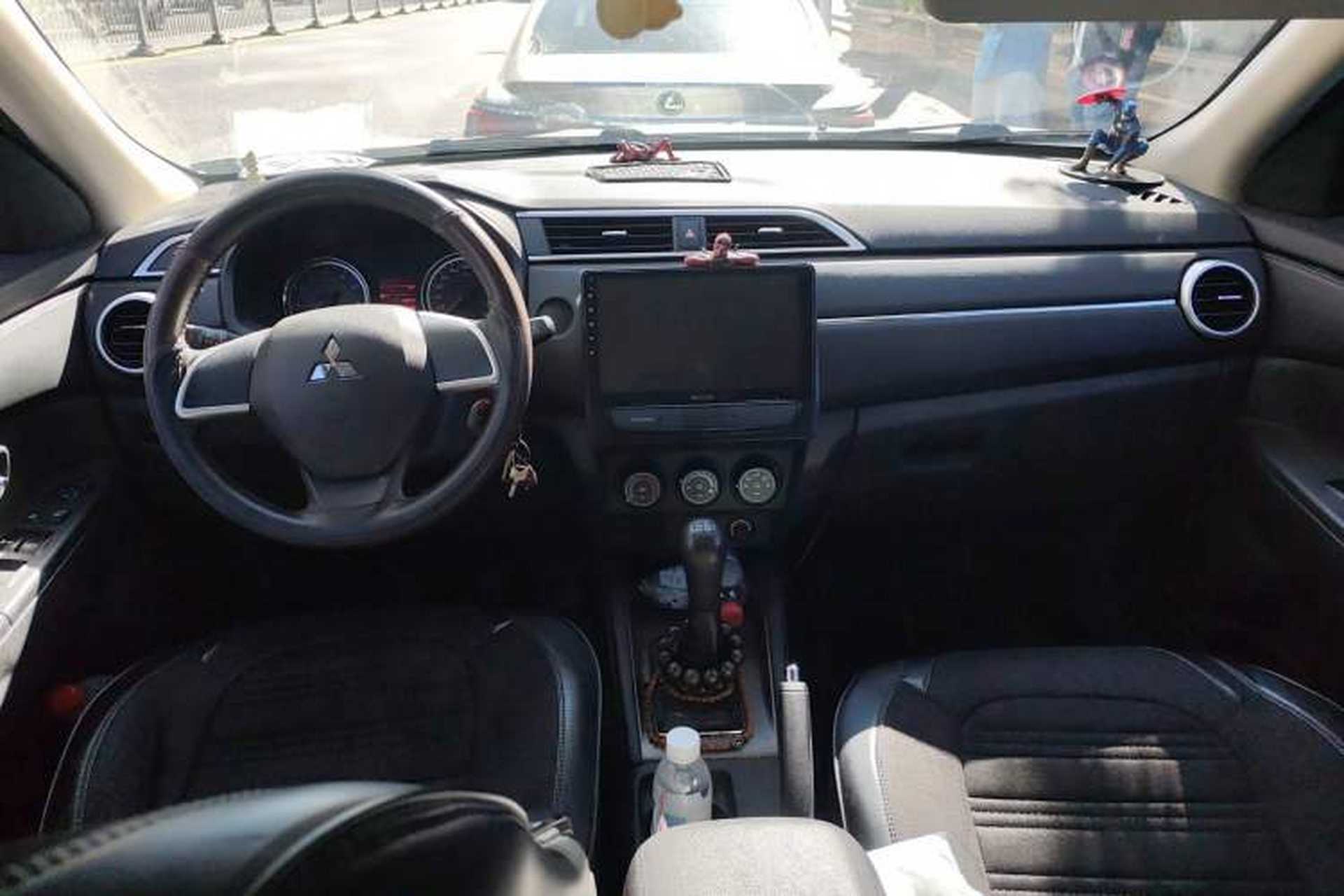 Used Mitsubishi ASX 2020 1.6L Manual FENGSHANG Edition Interior 2