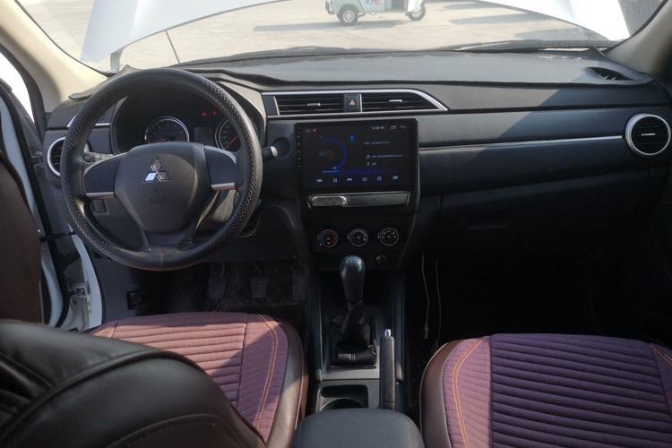 Used Mitsubishi ASX 2020 1.6L Manual FENGSHANG Edition Interior 2