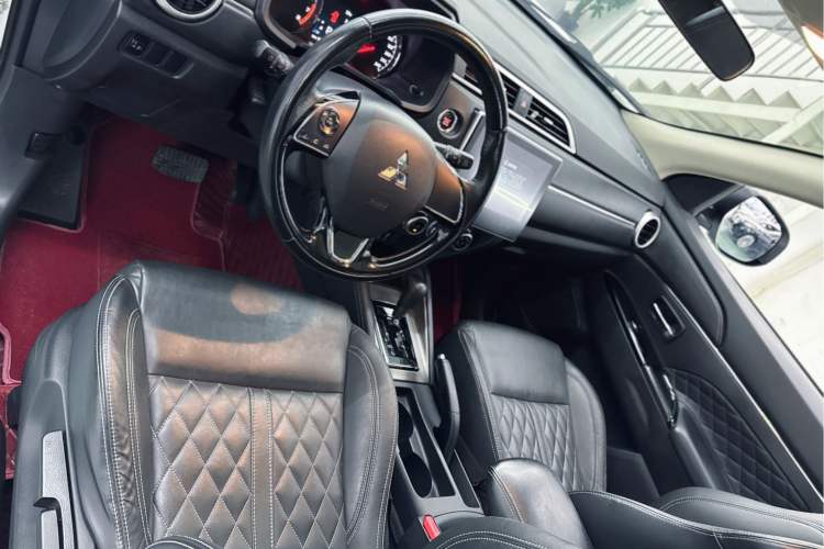 Used Mitsubishi ASX 2020 2.0L CVT Smart Edition Interior 2