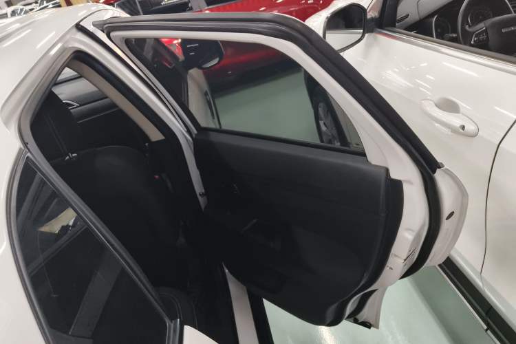 Used Mitsubishi ASX 2020 2.0L CVT Active Version Interior 3
