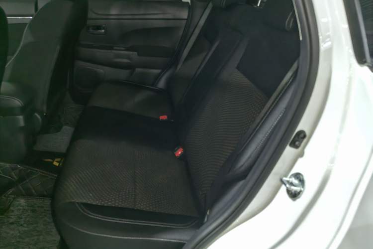 Used Mitsubishi ASX 2020 2.0L CVT Active Version Interior 3
