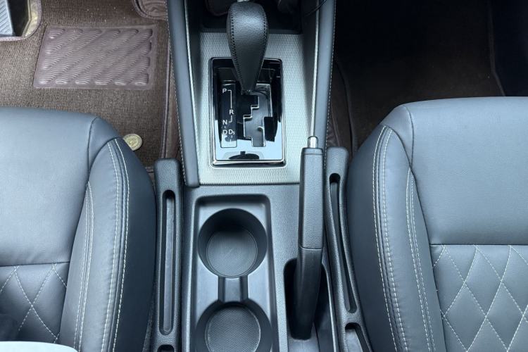 Used Mitsubishi ASX 2020 2.0L CVT Smart Edition Interior 4