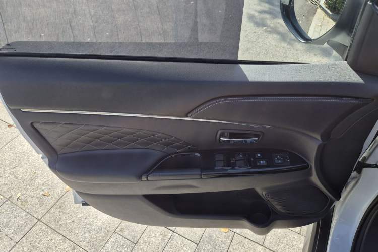 Used Mitsubishi ASX 2020 2.0L CVT Smart Edition Interior 9