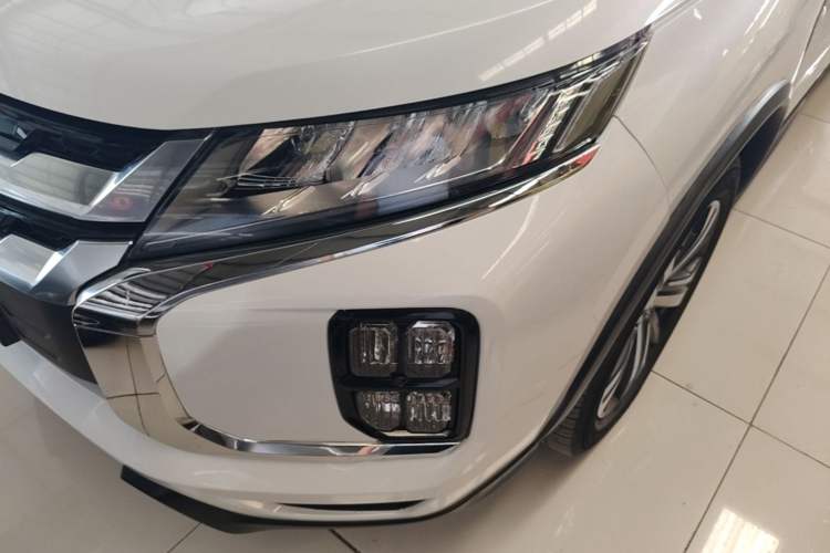 Used Mitsubishi ASX 2020 2.0L CVT Smart Edition Left Front Headlight