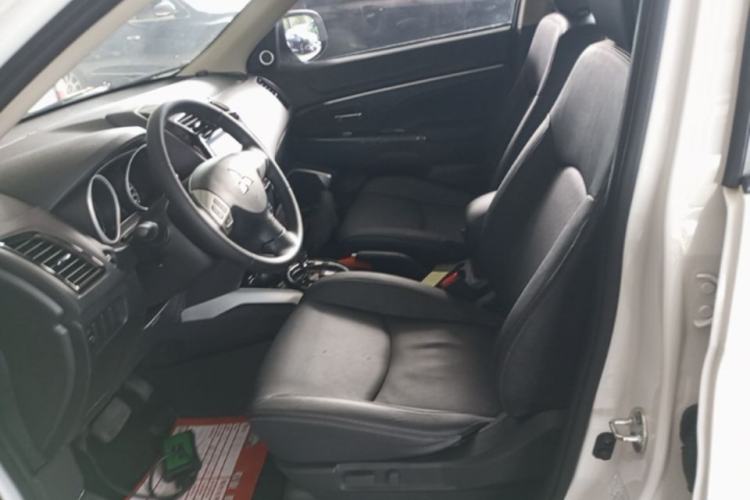 Used Mitsubishi ASX 2020 2.0L CVT Smart Edition Left Front Seat