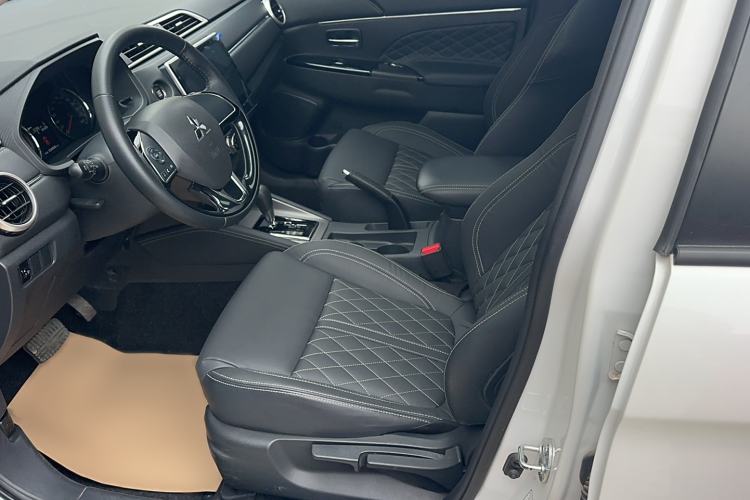 Used Mitsubishi ASX 2020 2.0L CVT Smart Edition Left Front Seat