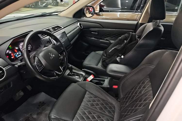Used Mitsubishi ASX 2020 2.0L CVT Smart Edition Left Front Seat