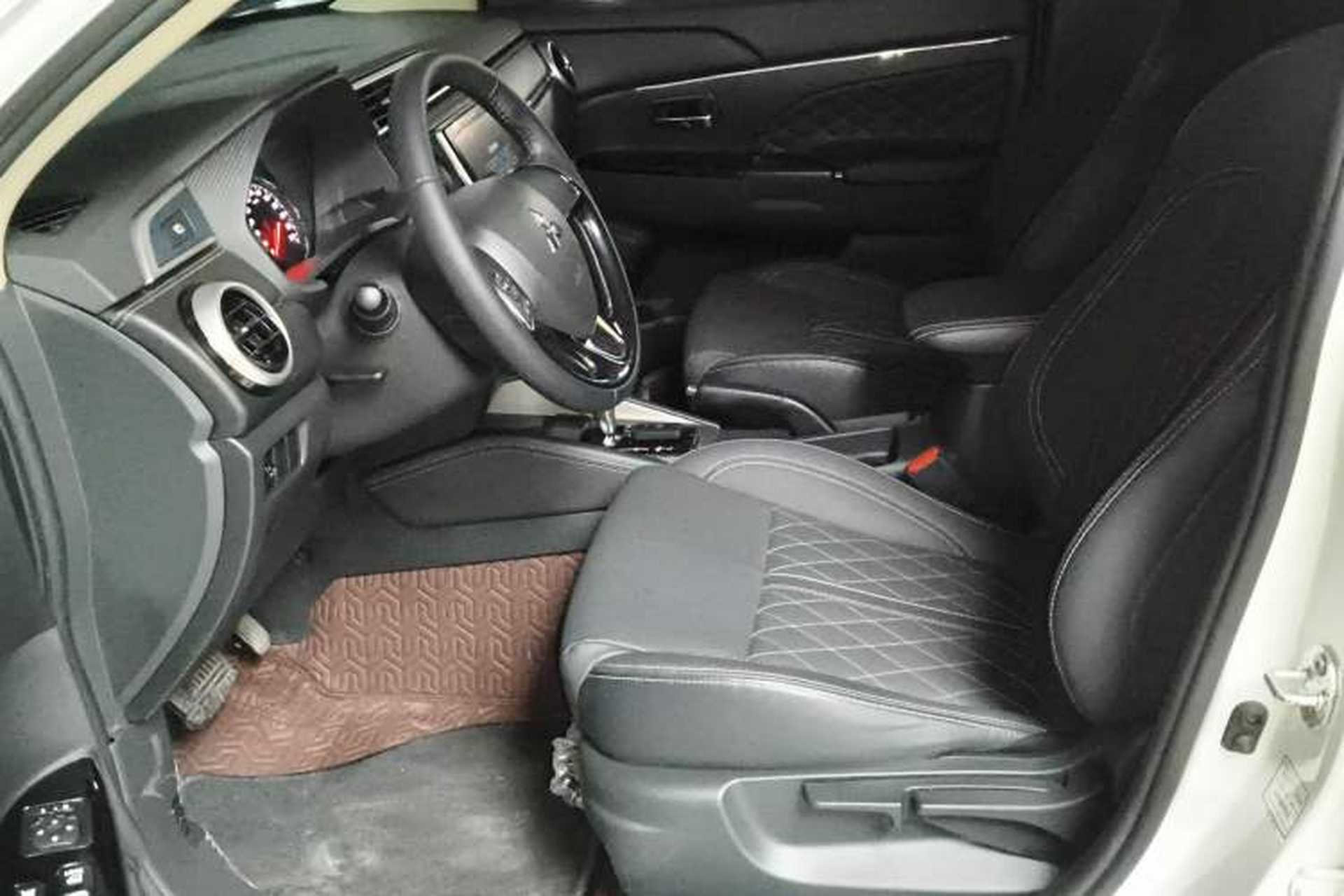 Used Mitsubishi ASX 2020 2.0L CVT Smart Edition Left Front Seat