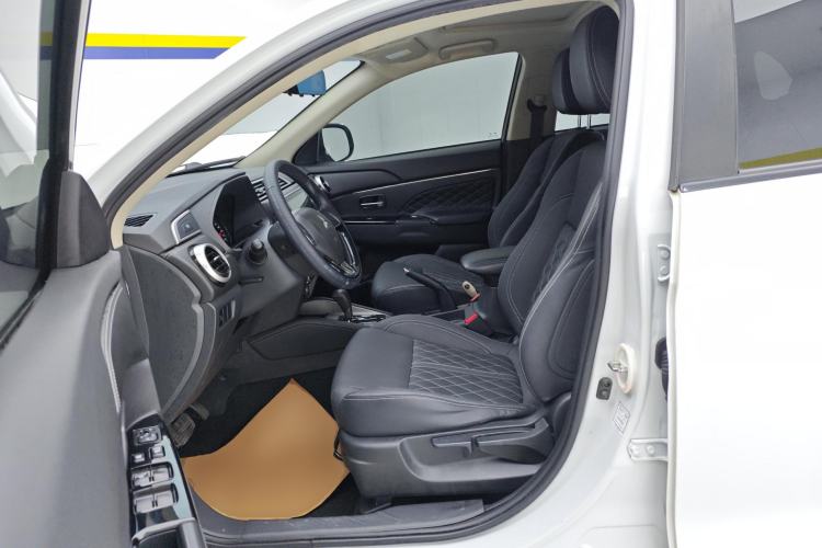 Used Mitsubishi ASX 2020 2.0L CVT Smart Edition Left Front Seat
