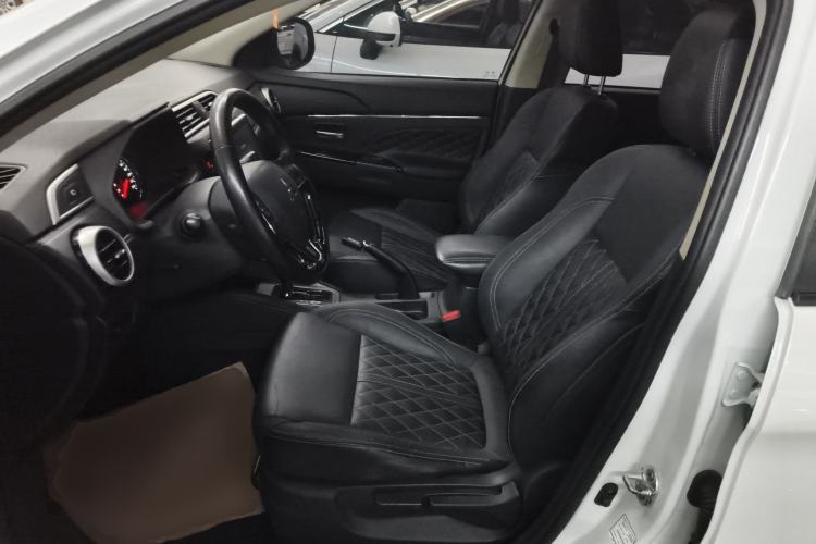 Used Mitsubishi ASX 2020 2.0L CVT Smart Edition Left Front Seat
