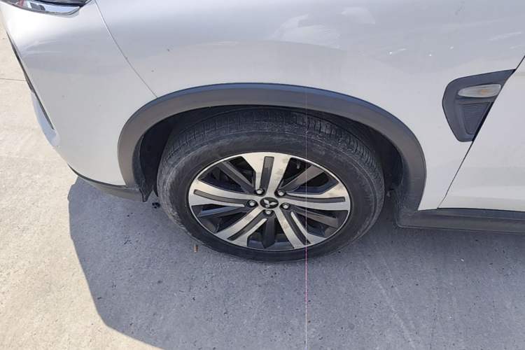 Used Mitsubishi ASX 2020 2.0L CVT Smart Edition Left Front Wheel Hub