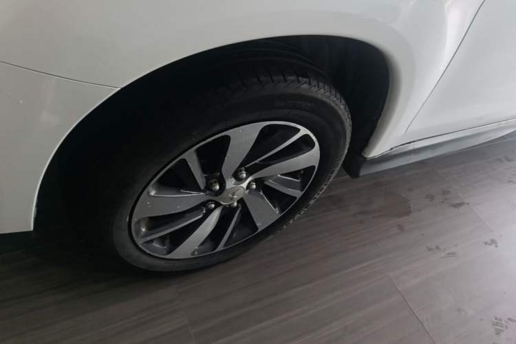 Used Mitsubishi ASX 2020 2.0L CVT Smart Edition Left Front Wheel Hub